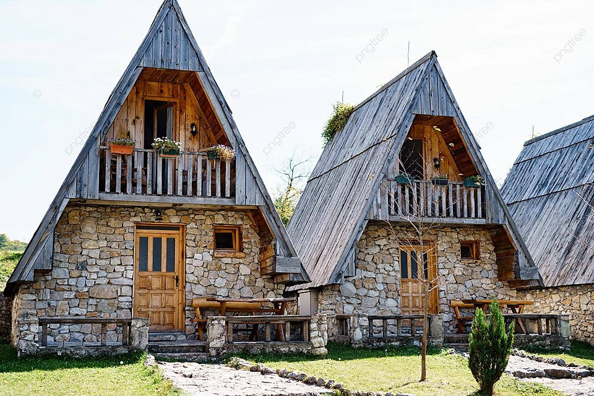 Haz clic para ver en pantalla completa Casas triangulares de piedra